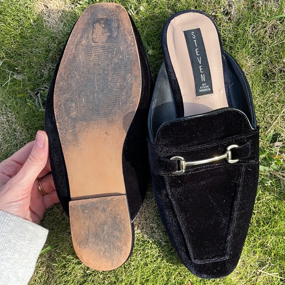 Steve Madden Black Rilee Velvet Mules size 7.5 - Picture 6 of 6